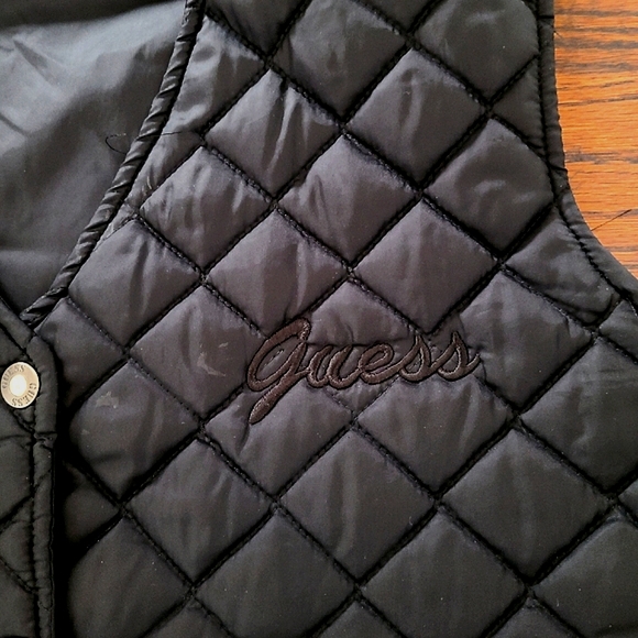 Guess quilted vest sz M - Picture 2 of 5